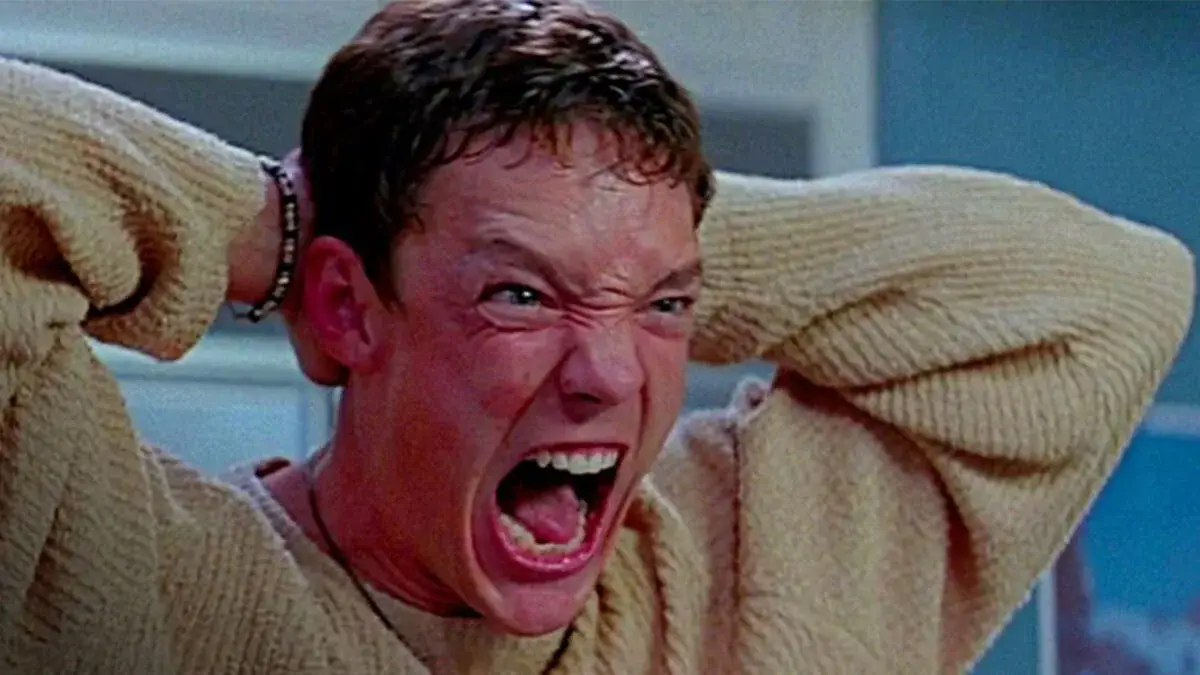 Another Screenshot of Matthew Lillard as Stu Macher in Scream 1 used as the featured image for Scream 7 guide.