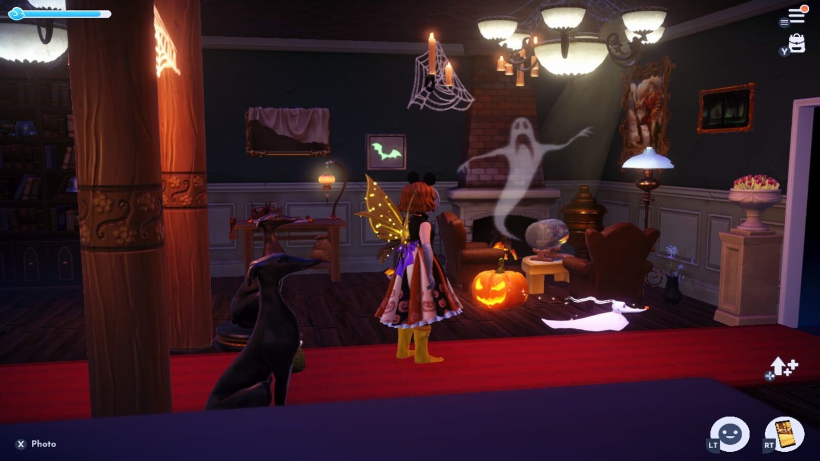 Photographing a Ghost in Disney Dreamlight Valley